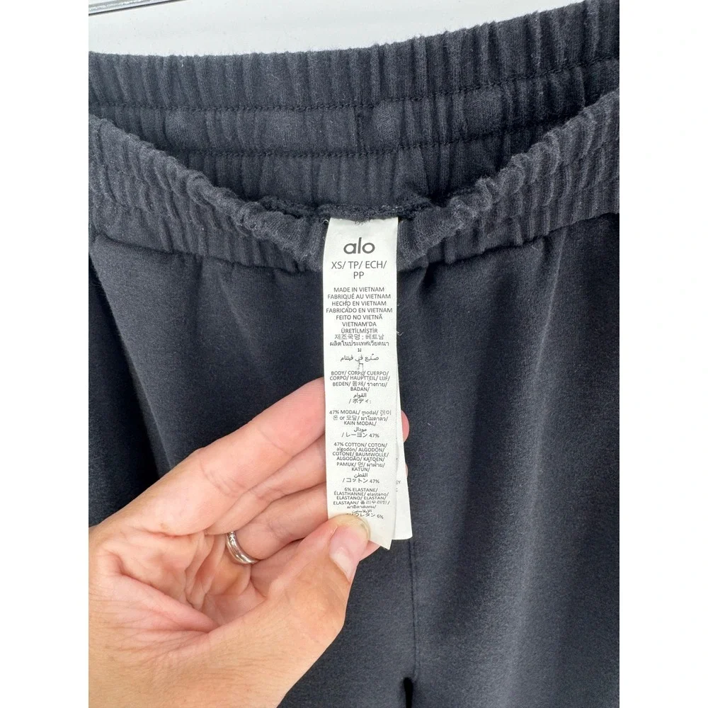 ALO Yoga Cargo Utility Pants Womens XS Black High Waist Soft Washed Pocket